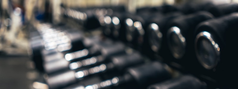 综合训练器械商品图 - 多功能家用健身器材，可进行多种力量训练